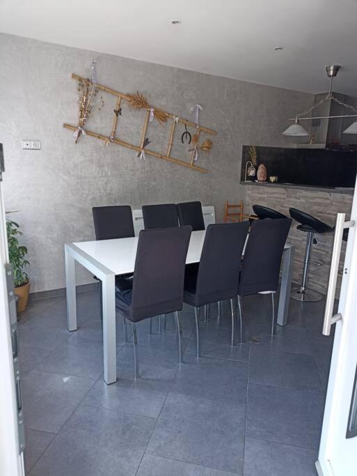 appartement de 70m2 tout équipé Hargarten-aux-Mines Extérieur photo